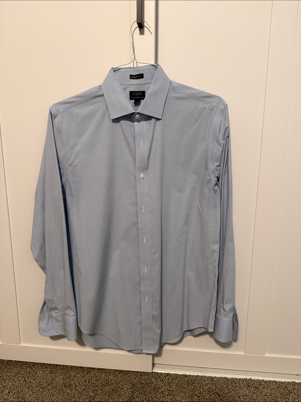 J. Crew Men's Light Blue Dress Shirt - Point Collar 15 - 15 1/2 size M